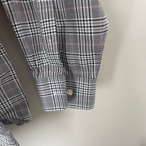 ROUND TREE AND YORKE BUTTON DOWN SHIRT - Picture 5 of 6